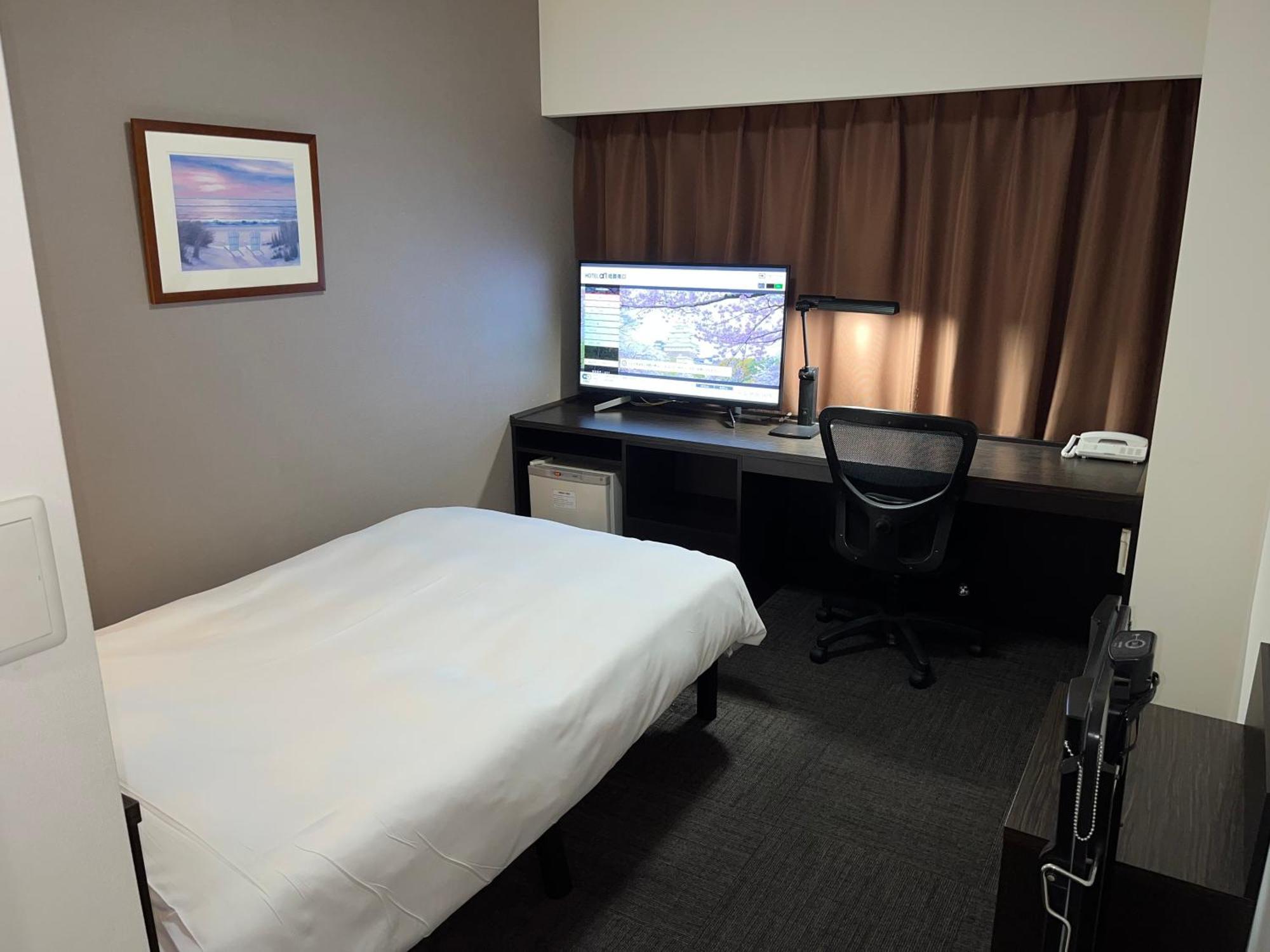 Hotel Alpha-One Himeji Minamiguchi Exteriör bild
